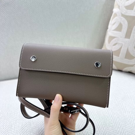 本革shoulder bag 4色