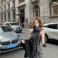 限定販売 ワンピース+マフラー