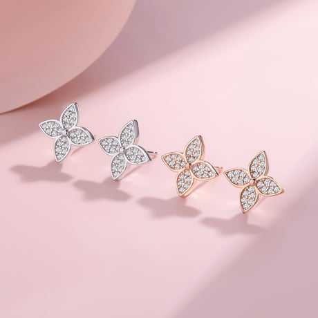 クローバーピアス 2色