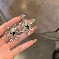 クリアビジューピアス