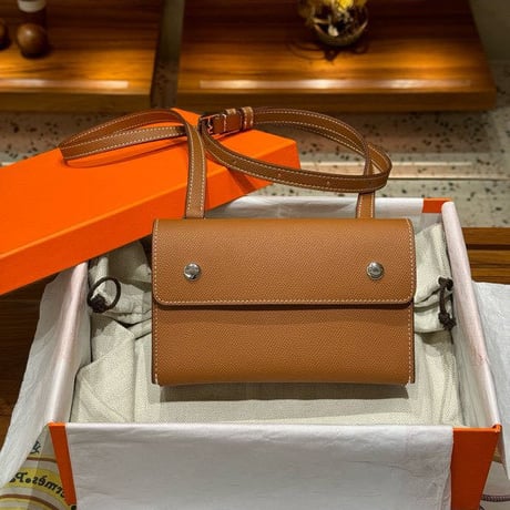 本革shoulder bag 4色
