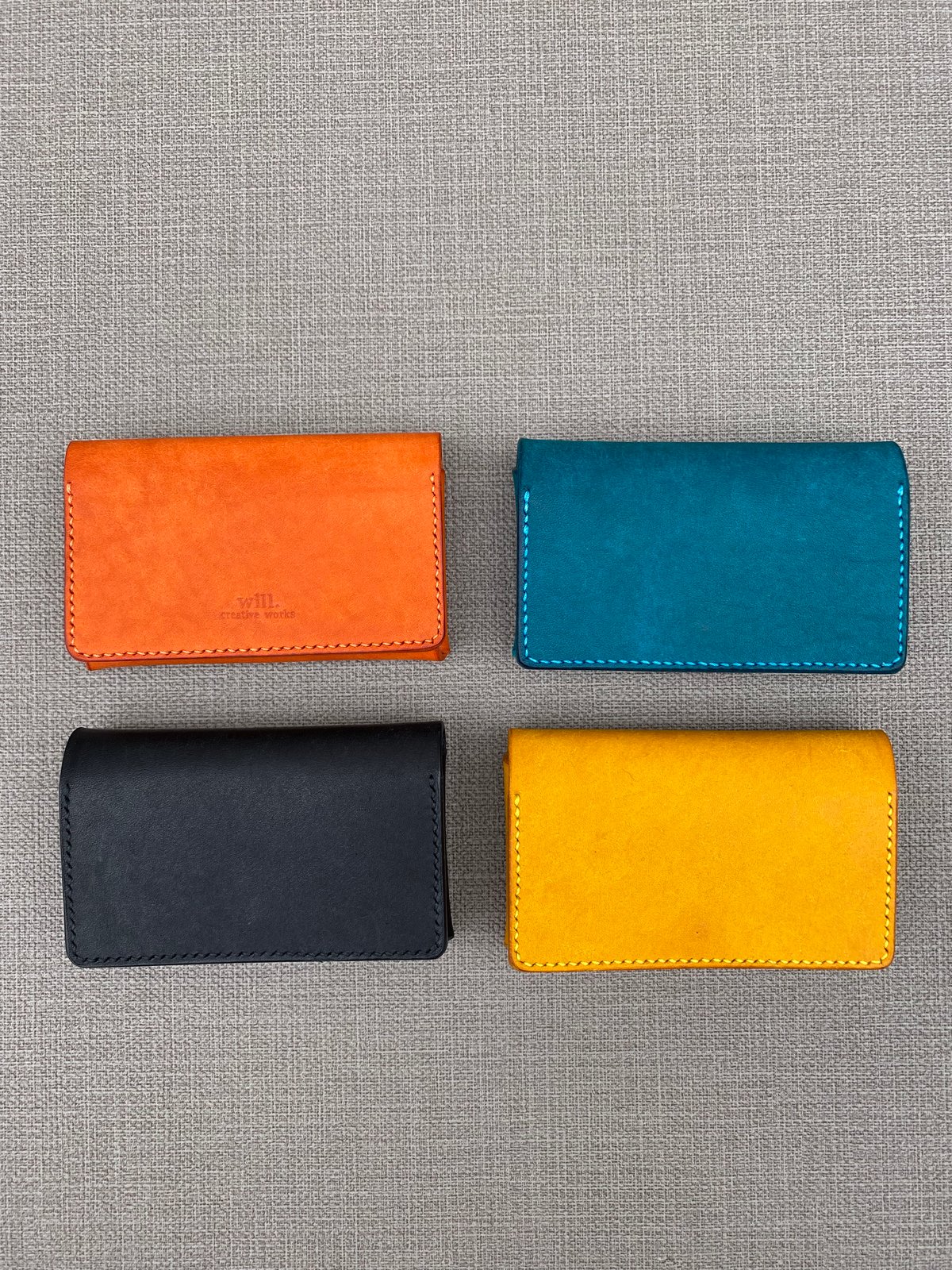 14Kの銀の名刺入れです。アーチストの作品。重いものです。イタリアの