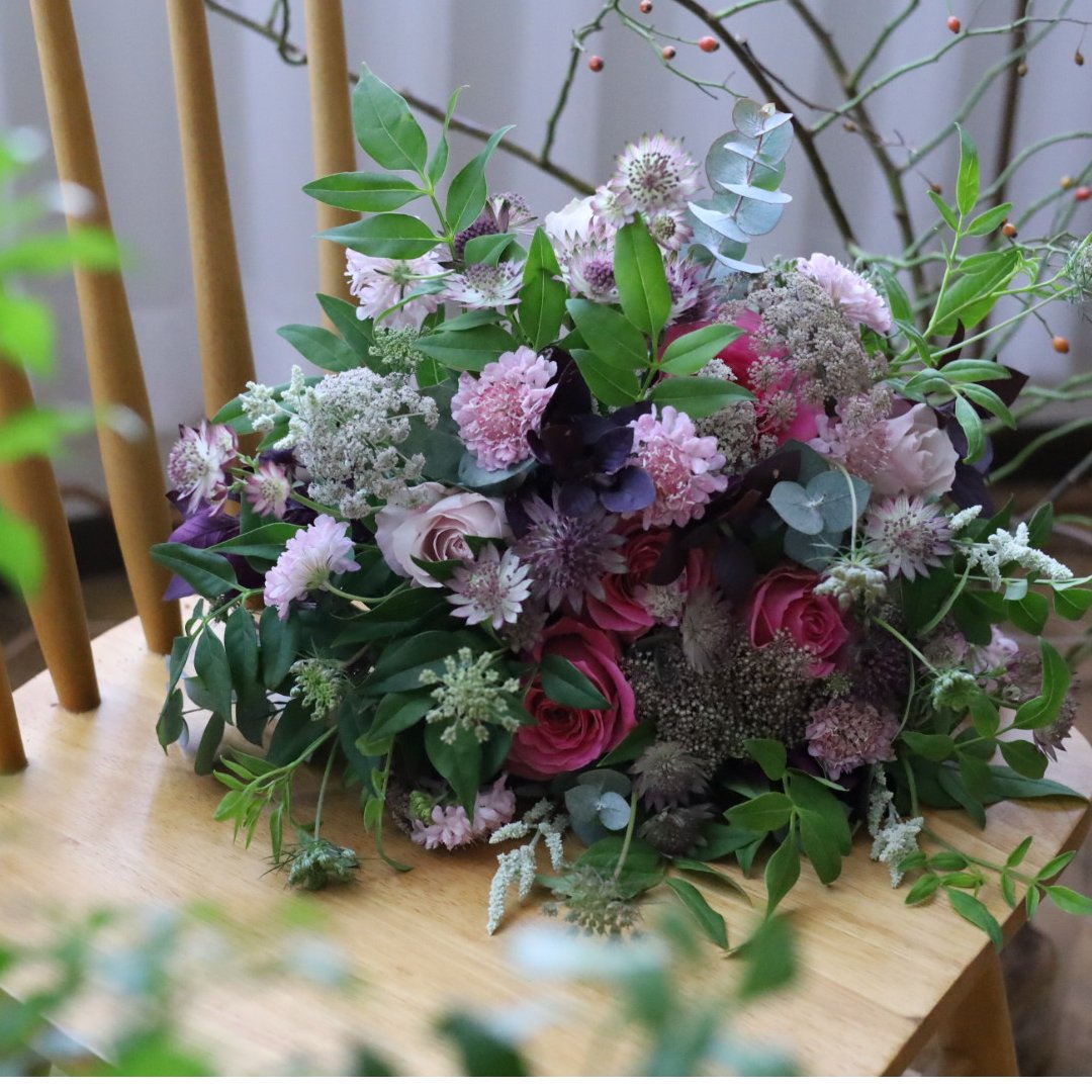 季節のブーケ(花束)【L】 | flower atelier sarasa