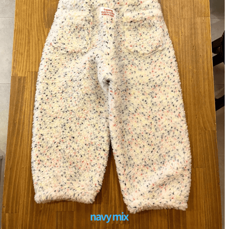 boa pants