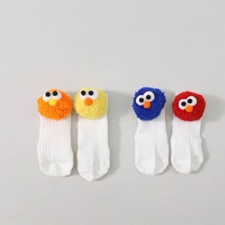 pompon socks