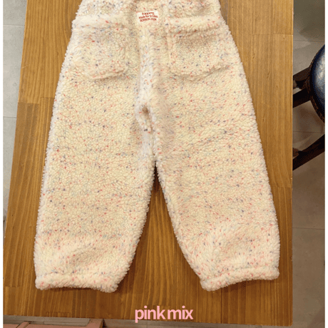 boa pants