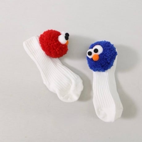 pompon socks