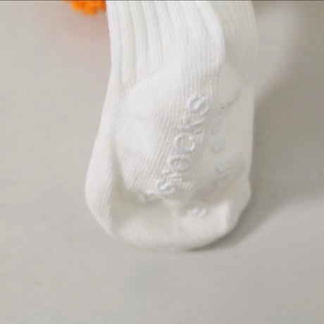 pompon socks