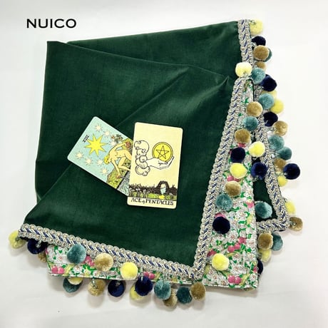 一点もの＊　深緑のボンボン別珍クロス