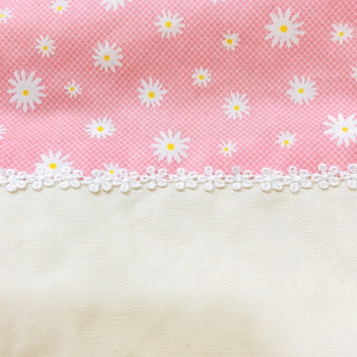 マーガレット刺繍の弁当袋☆ マーガレット刺繍の弁当袋☆ マーガレット刺繍の弁当袋☆ ベビー・キッズ