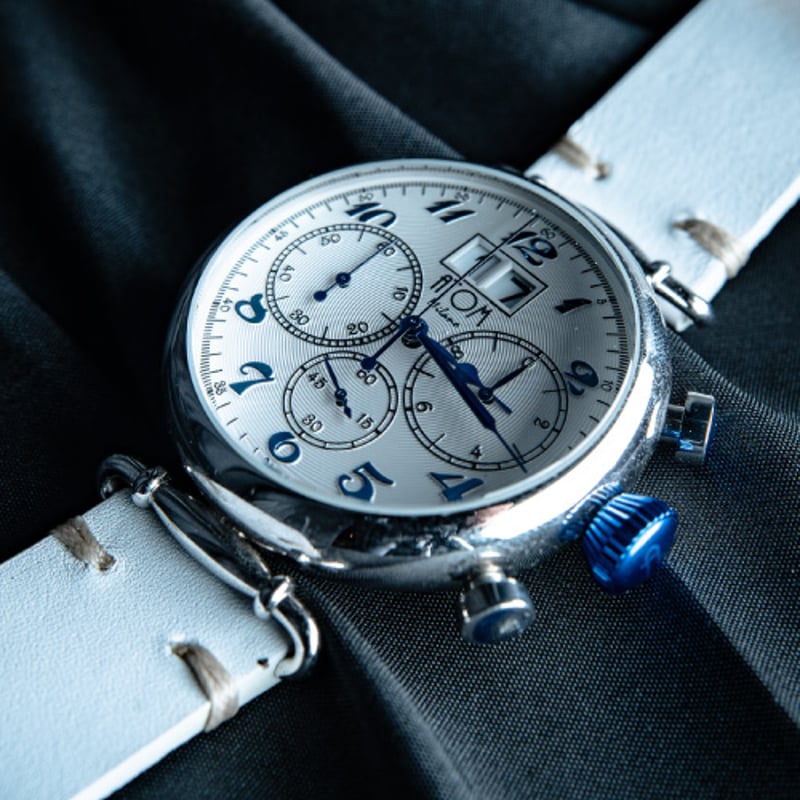 レア　アトムミラノ ATOM MILANO 時計 レザーベルト アトムミラノ ATOM MILANO 型 AT0001 クロノグラフ メンズ