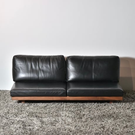 デニッシュソファ3シーター180 ナッパレダーブラック WN　背と座ノーマル【マスターウォールアウトレット家具】
