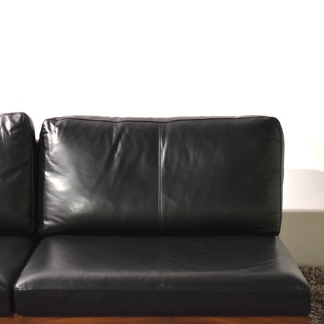デニッシュソファ3シーター180 ナッパレダーブラック WN　背と座ノーマル【マスターウォールアウトレット家具】