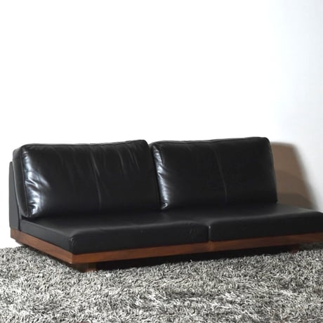 デニッシュソファ3シーター180 ナッパレダーブラック WN　背と座ノーマル【マスターウォールアウトレット家具】