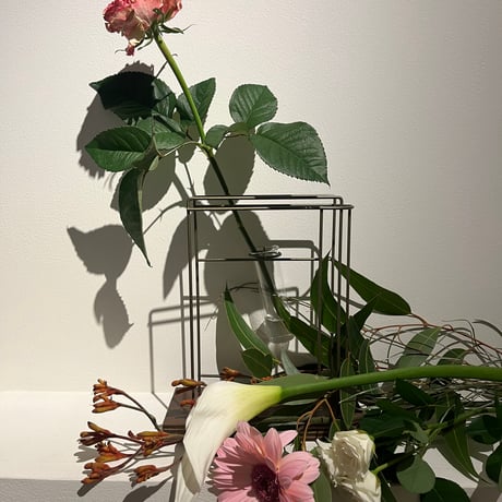 『母の日』 お花も飾れるbook stand "SANT JORDI" とオリジナルブーケのセット
