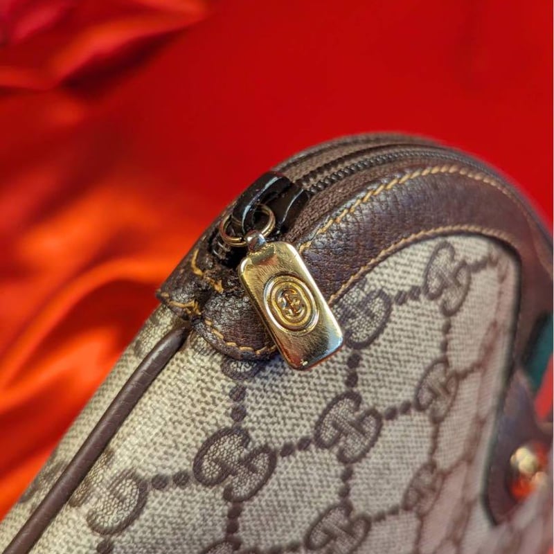 美品】GUCCI GGスプリーム オールド ショルダーバッグ 90402047