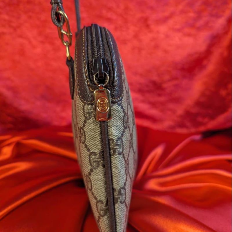 美品】GUCCI GGスプリーム オールド ショルダーバッグ 90402047 | vint