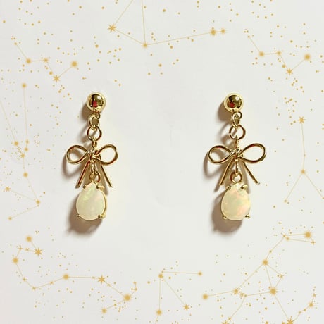 オパールピアス | STORES