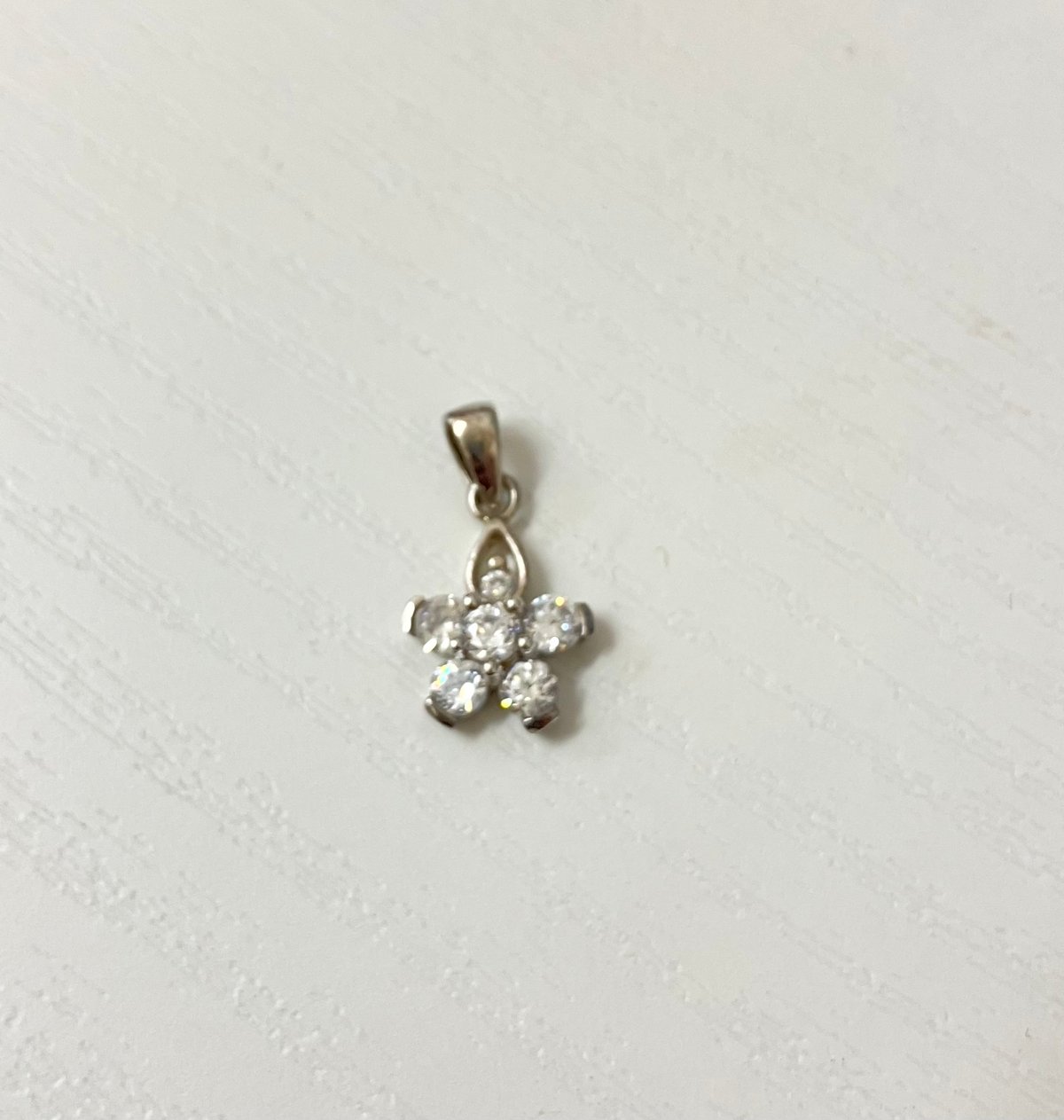 シルバー 925花モチーフ ペンダント トップ fit=scale-down,w=1200
