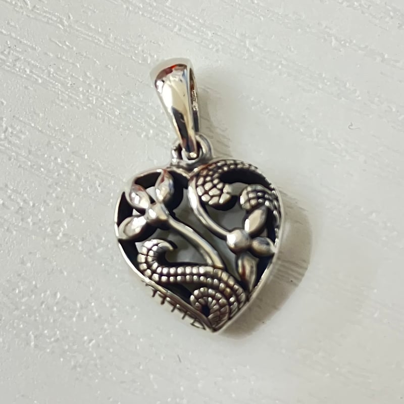 【ノーブランド】PT1000 D0.5ct ハートモチーフ ペンダントトップ ペンダントトップ ハート 花 シルバー925 560101000074-23 | happine