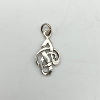 シルバー 925花モチーフ ペンダント トップ Silver925 フラワーモチーフペンダントトップ(CZ付)7.5×7.5