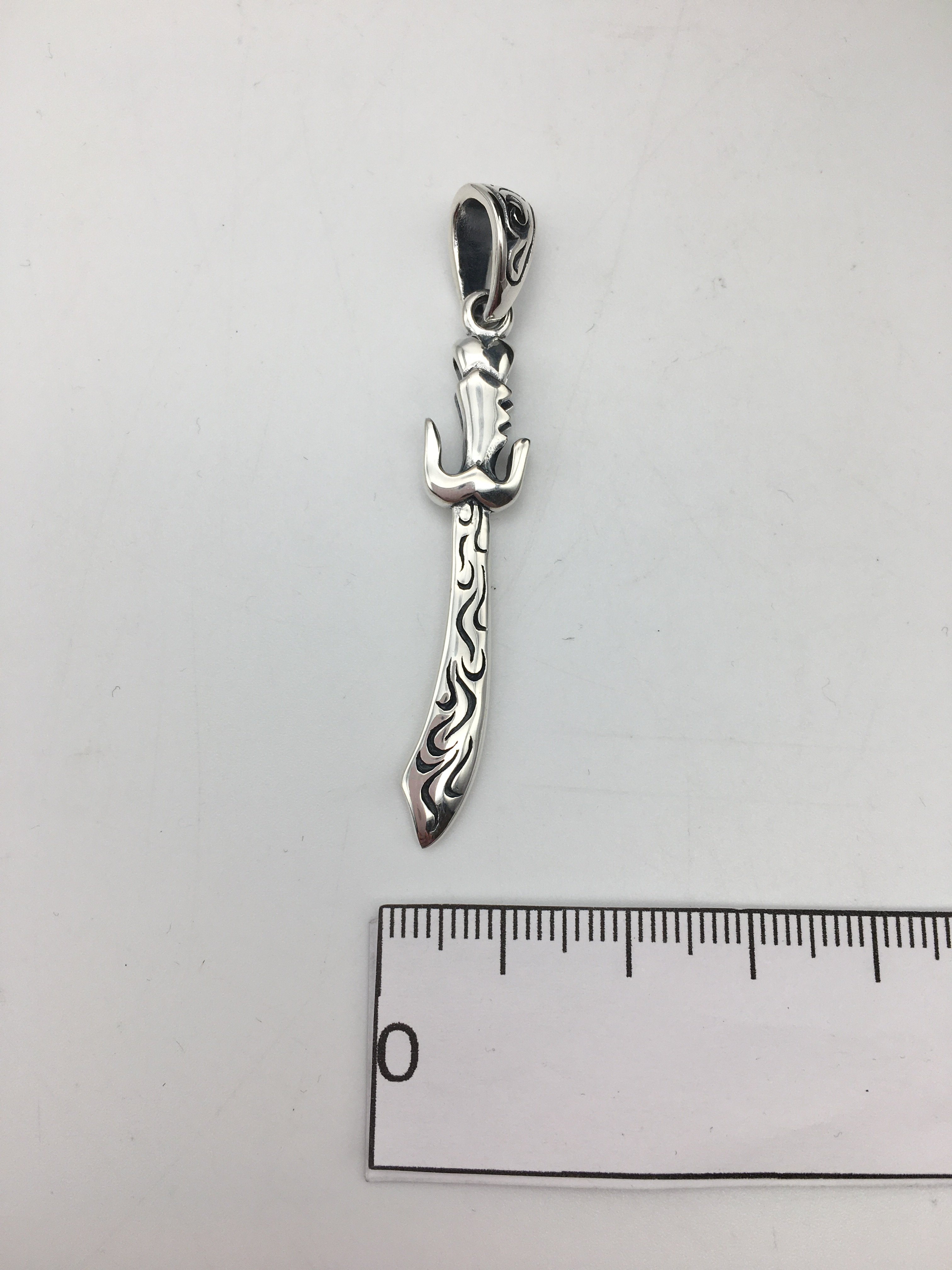 シルバーアクセサリー剣 ペンダントトップ シルバー925 トップのみ
