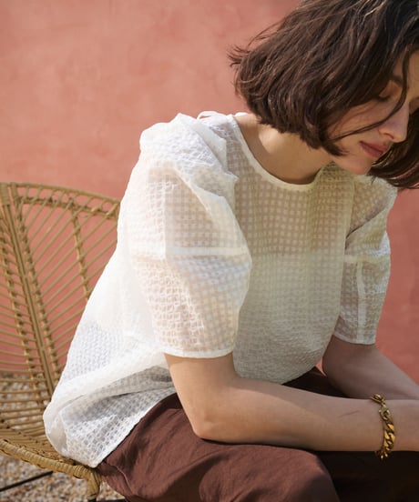 【clore＋】Airy Soft-Sheer Blouson ホワイト CLORE＋ クロレ Airy Soft-Sheer Blouson - メルカリ