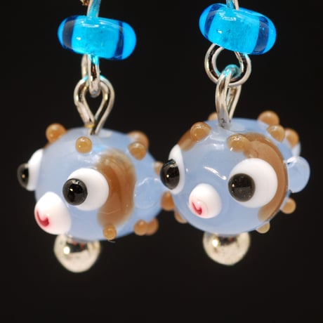 ハリセンボン玉ピアス（p-650）