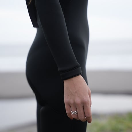《ALIA》 BACK ZIP FULL SUIT（ジャーフル３mm）