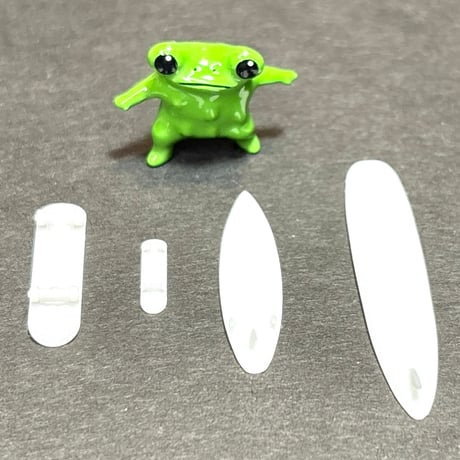 STICKY FROG ヨコノリカールくん フィギュア つやつやグリーン