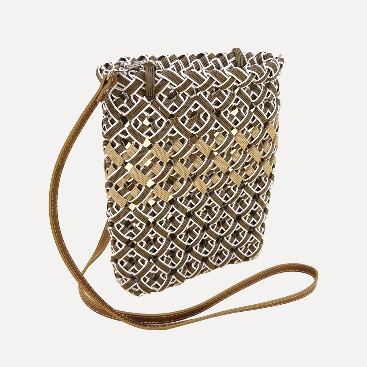 クラフトバンド レシピ】ハーフラインのお散歩ショルダー | M's Factory