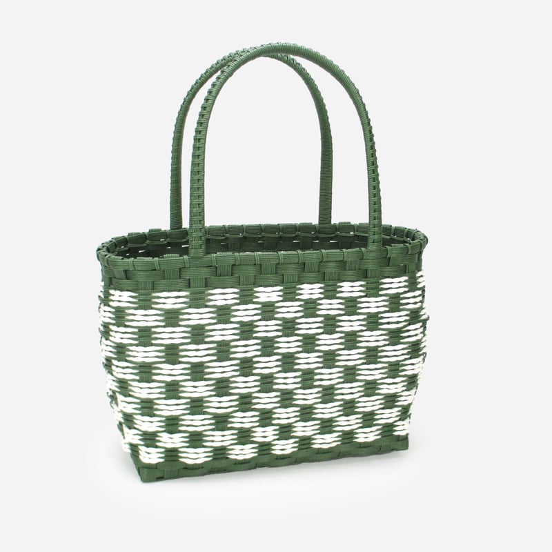 クラフトバンド かご かごバッグ もんじろうさま専用 クラフトバンド レシピ】2本組カラフルループ市松模様のバッグ | M's