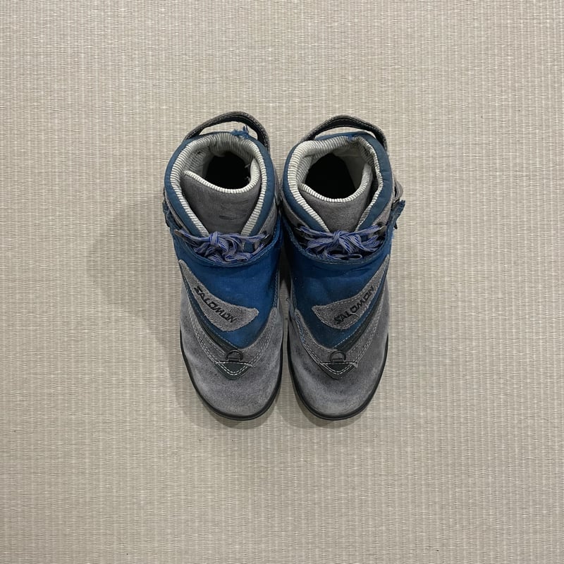 SALOMON ADVENTURE 7 (00's) | Room 304