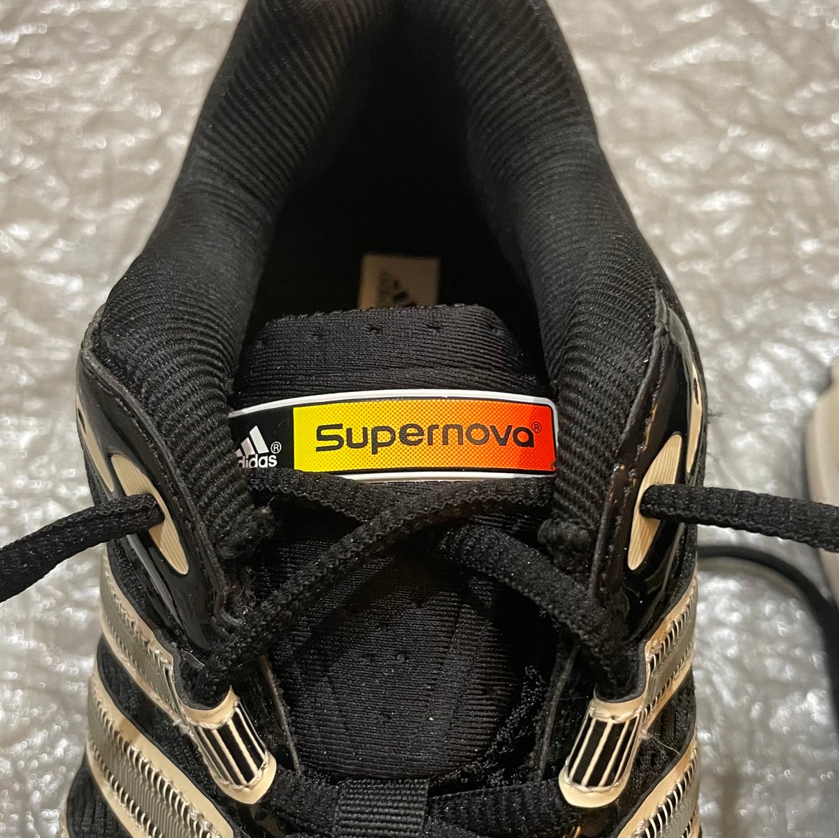 adidas SUPERNOVA CUSHION 7 (2022) | Room 304 adidas SUPERNOVA CUSHION 7 (2022) | Room 304