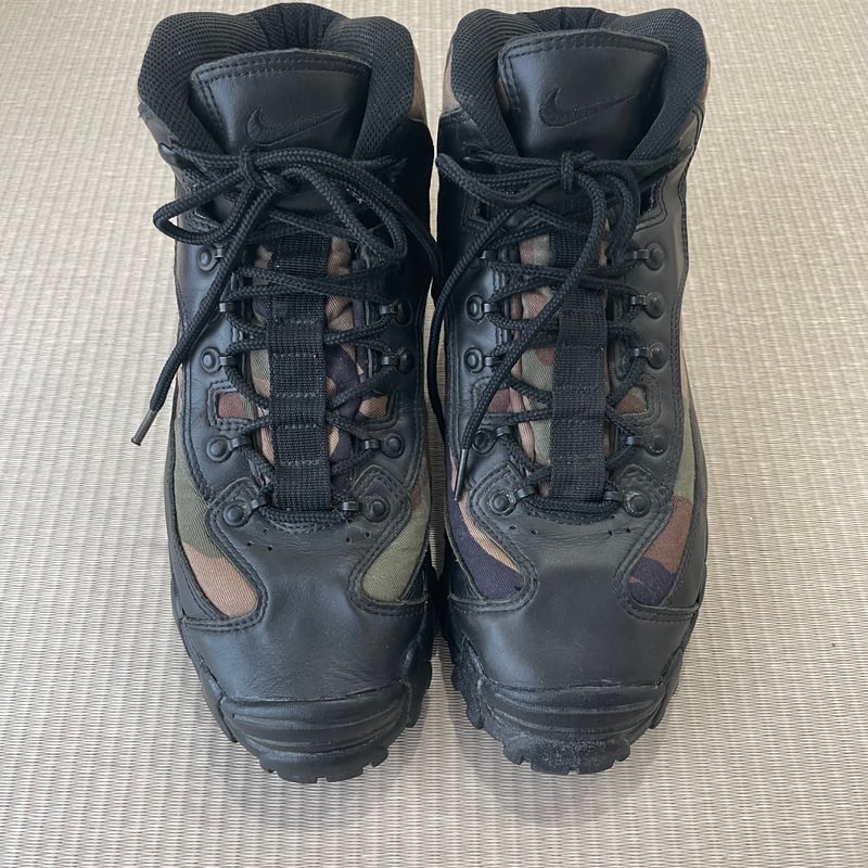 NIKE acg 90s ラハール ブーツ トレッキクング レザースニーカー NIKE