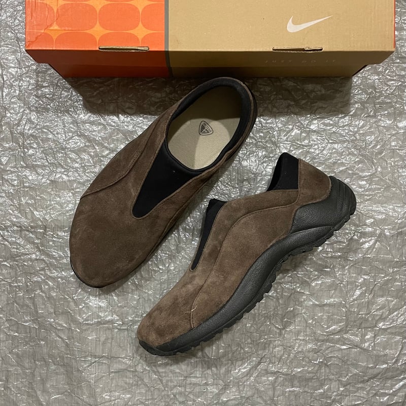 NIKE ACG AIR MOC ARCH 2005 Room 304