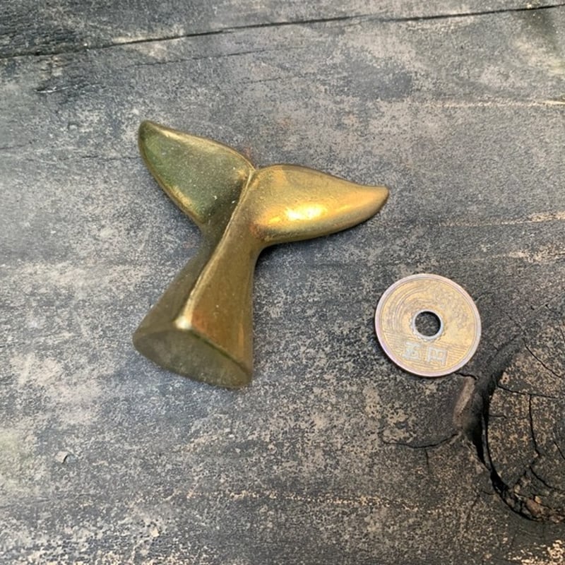 ペーパーウェイト 鯨の尾（小） | Rbrass ONLINE STORE