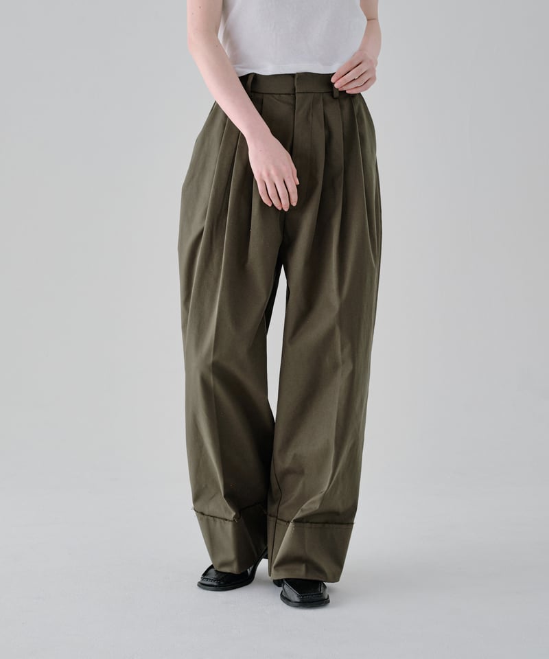 Half Up Tuck Pants | lit Half Up Tuck Pants | lit