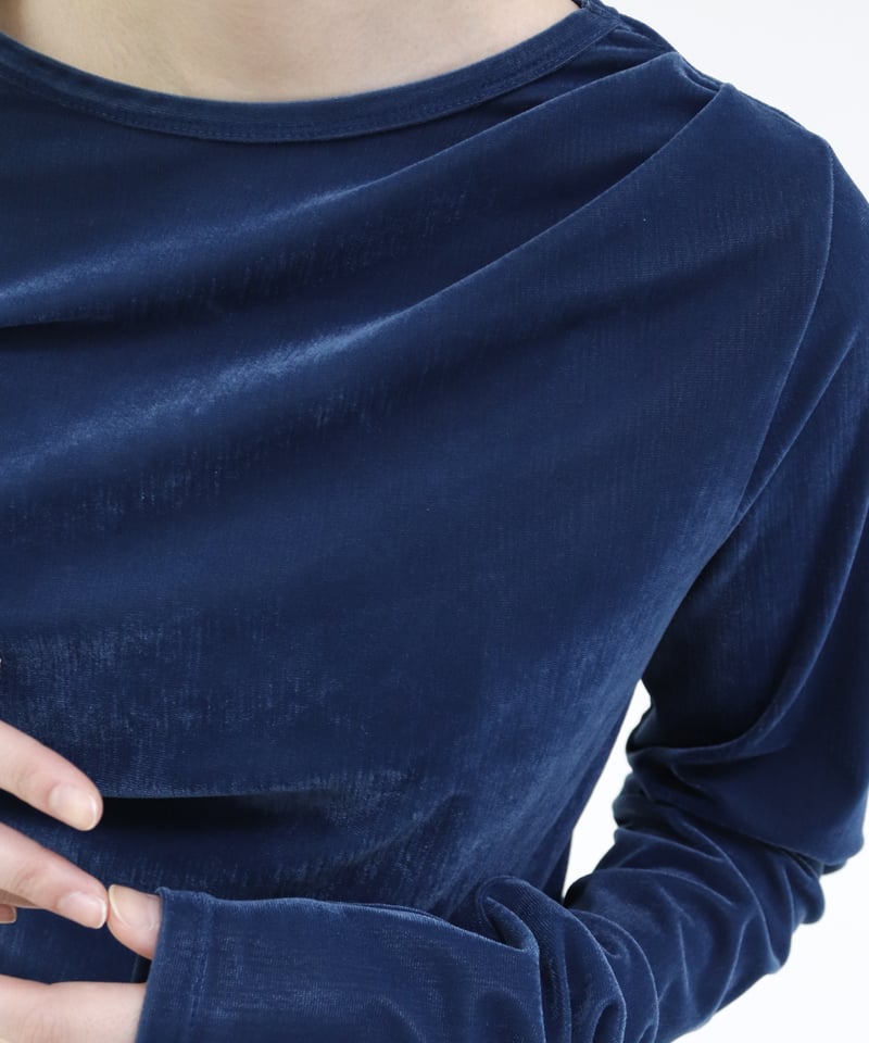 Velor Twist Cropped Tops | lit