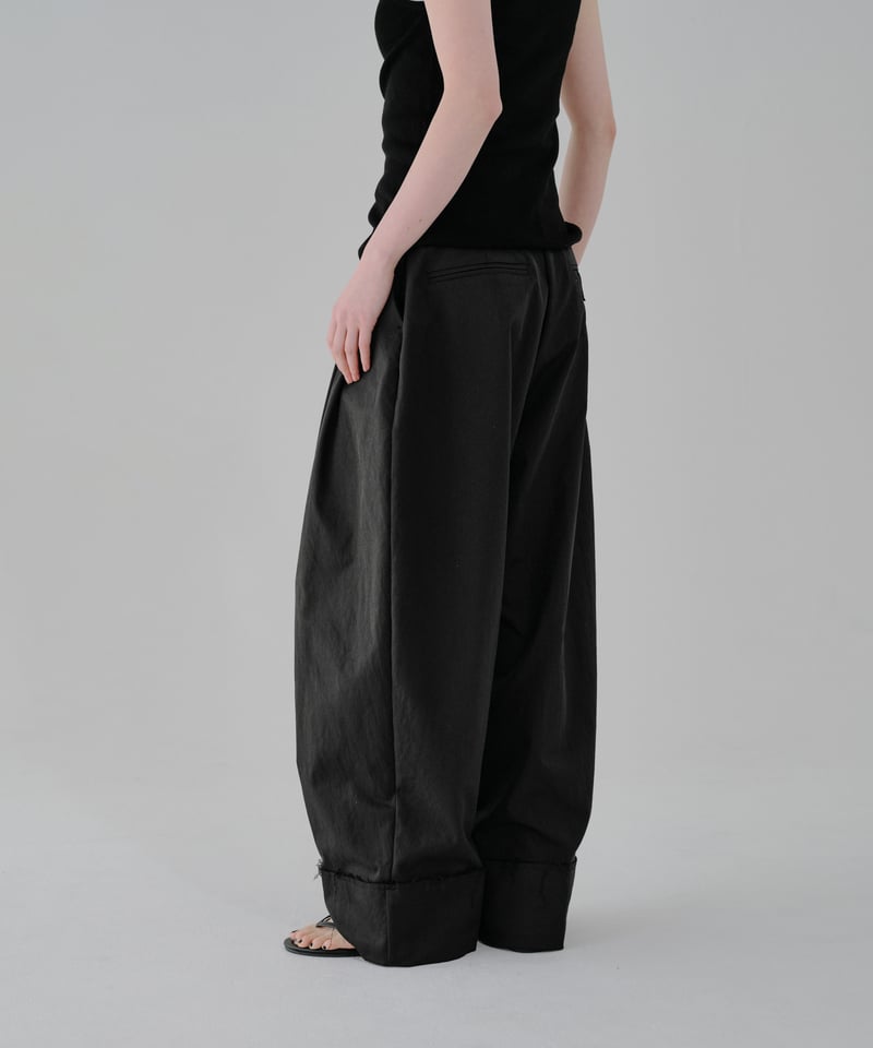 Half Up Tuck Pants | lit