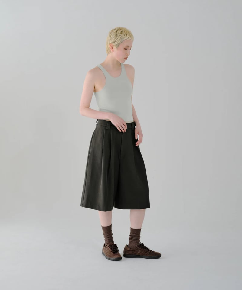 Double Tuck Half Pants | lit
