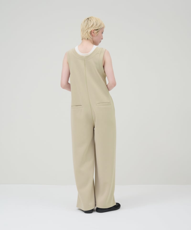 Uneck Cut Salopette | lit