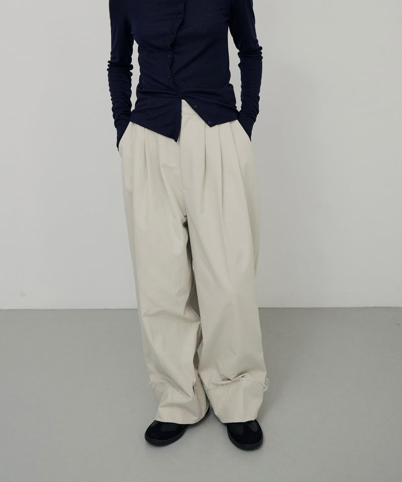 Half Up Tuck Pants | lit