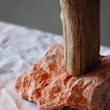 Natural stone×Driftwood stand light