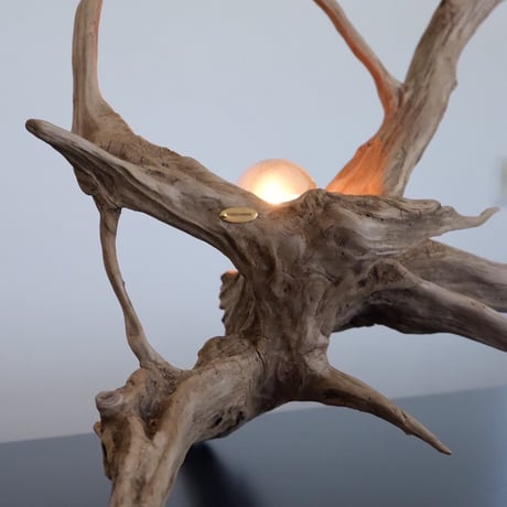 Slim branch table light