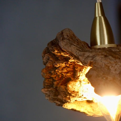 Driftwood mini pendant light