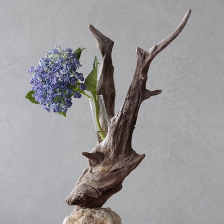 Driftwood stand flower vase#3