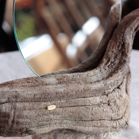 Driftwood stand mirror#3
