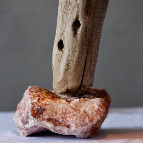 Pink stone×Driftwood table light