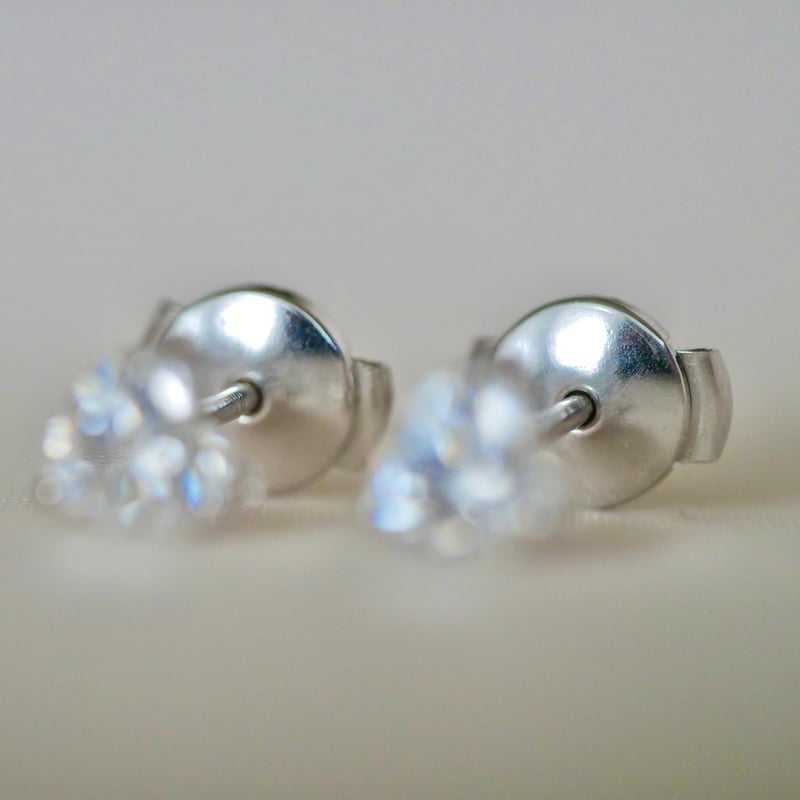 ハートシェイプピアス 0.5ct (片耳) x2 | illu soleil